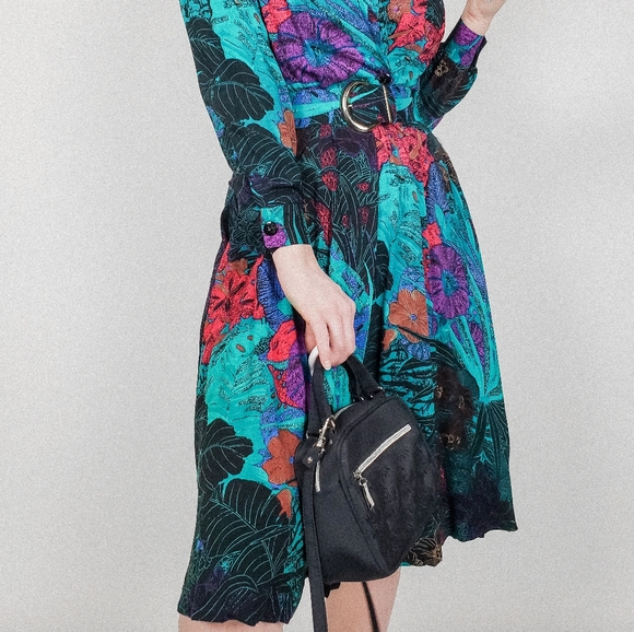 Vintage collared jewel tone pleated midi dress - Picture 4 of 8